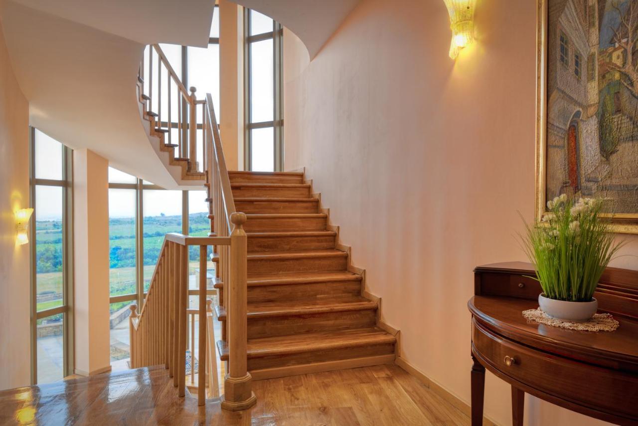 Hotel Soli Invicto Elenovo  Екстер'єр фото